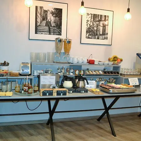 Hotell Continental 3*