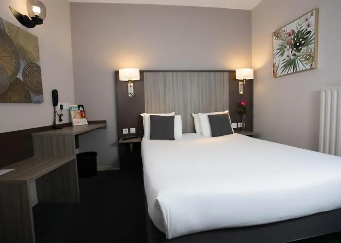 מלון Continental 3*