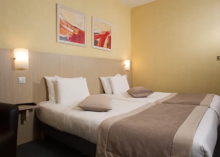 大陆酒店 3* 昂热