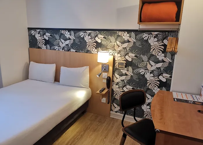 Continental Hotel 3*