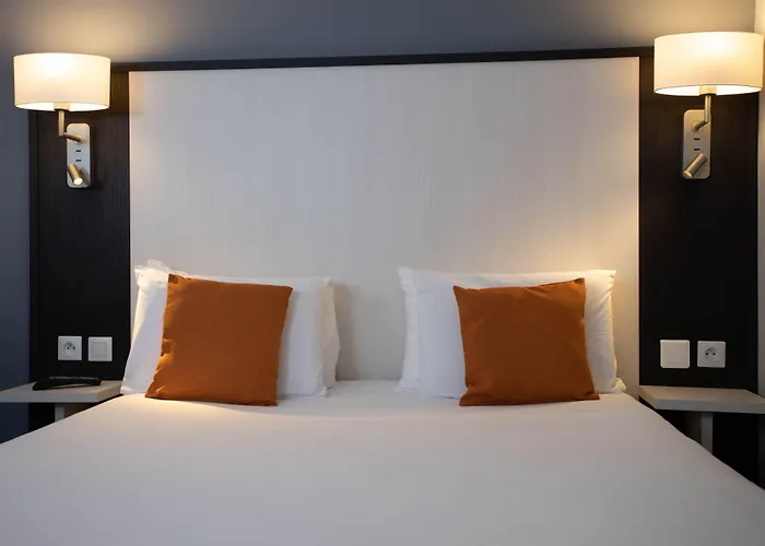 Continental 3* Angers