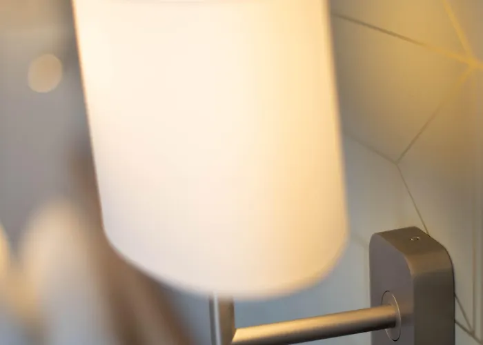 Continental 3* אנז'ה